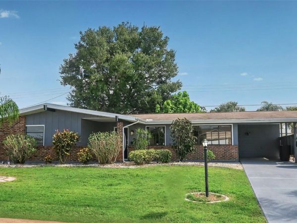 806 OAKMONT AVENUE, SUN CITY CENTER, FL 33573