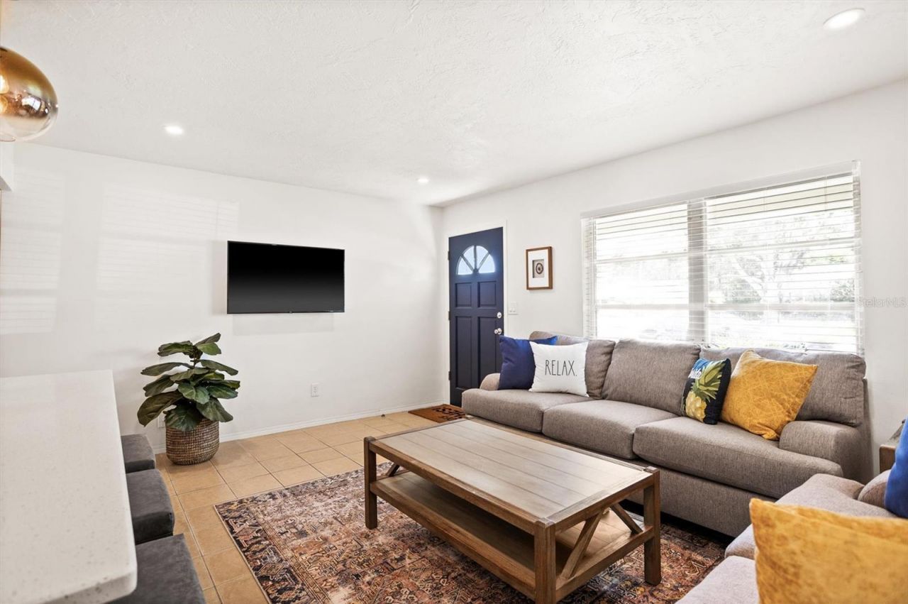 3488 40th Way N, Saint Petersburg, FL 33713 Photo