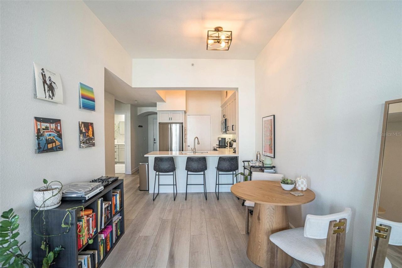 200 4th Avenue S, Unit 425, Saint Petersburg, FL 33701 Photo