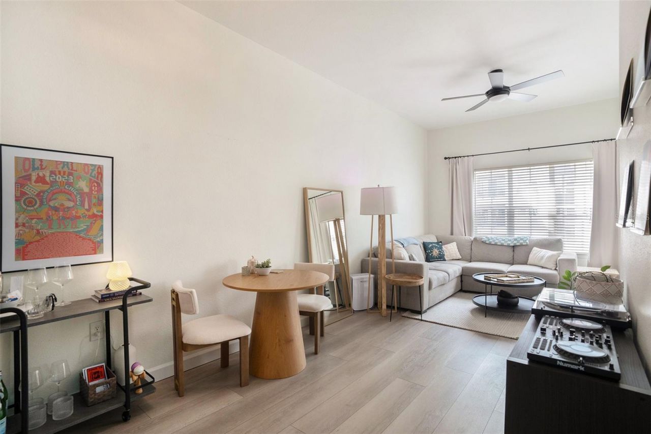 200 4th Avenue S, Unit 425, Saint Petersburg, FL 33701 Photo