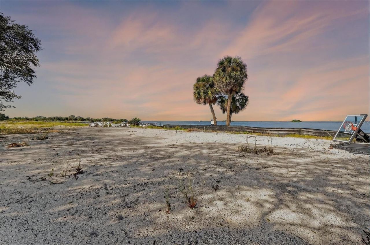 508 Driftwood Circle, Palm Harbor, FL 34683 Photo