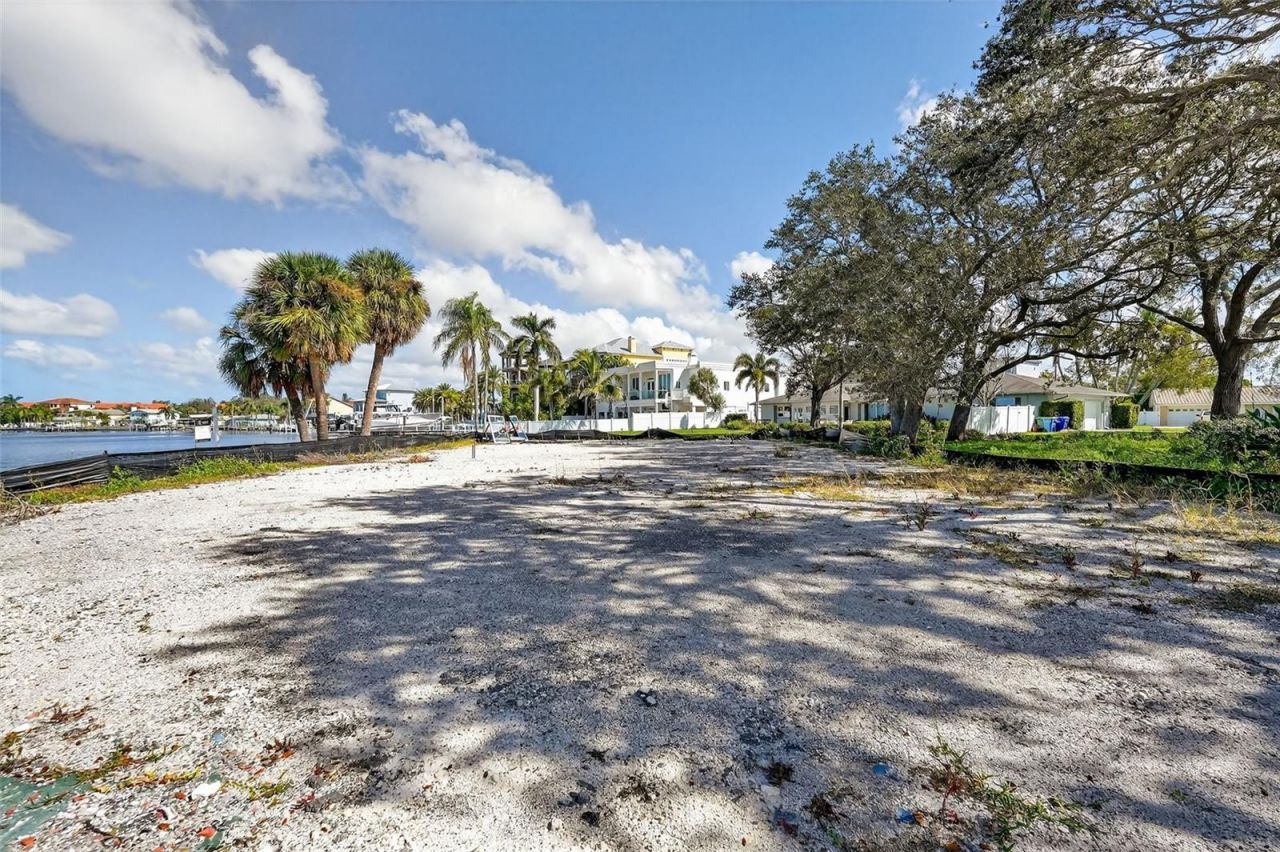 508 Driftwood Circle, Palm Harbor, FL 34683 Photo