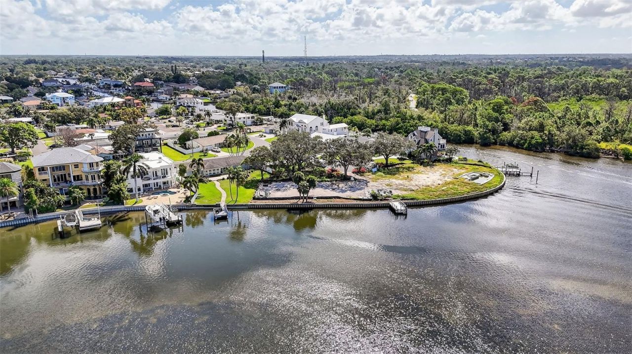 508 Driftwood Circle, Palm Harbor, FL 34683 Photo