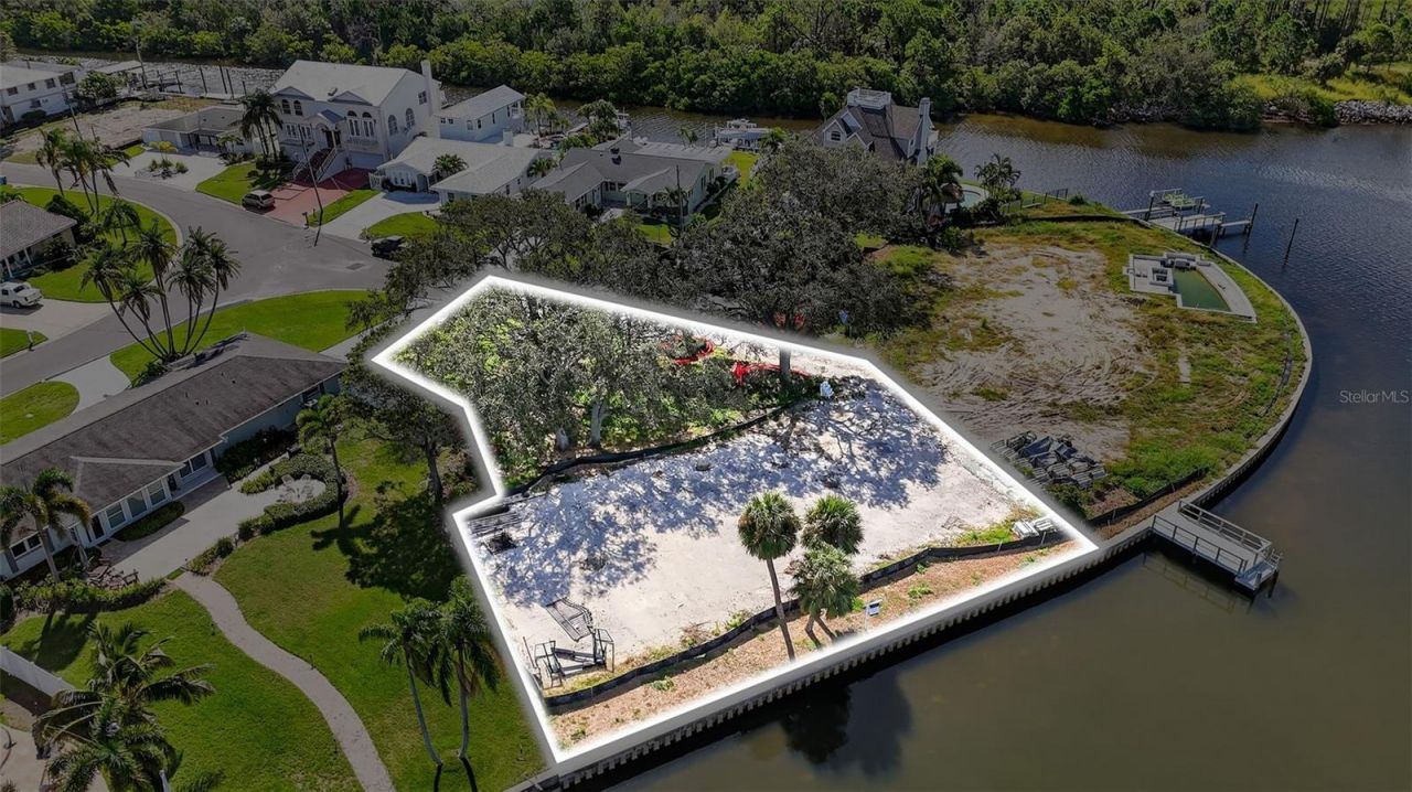 508 Driftwood Circle, Palm Harbor, FL 34683 Photo