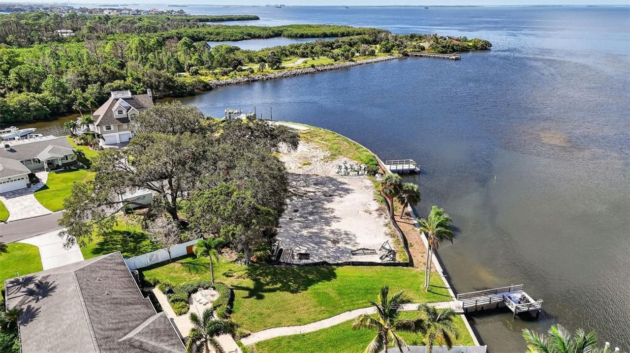 508 Driftwood Circle, Palm Harbor, FL 34683 Photo
