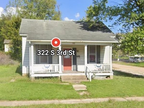 322 S 3rd Street, Louisiana, MO 63353