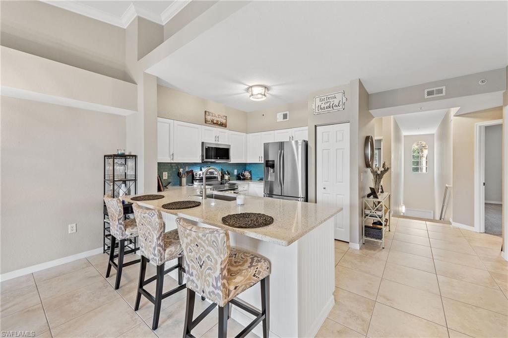 10017 Villagio Gardens Ln, Unit 207, Estero, FL 33928 Photo