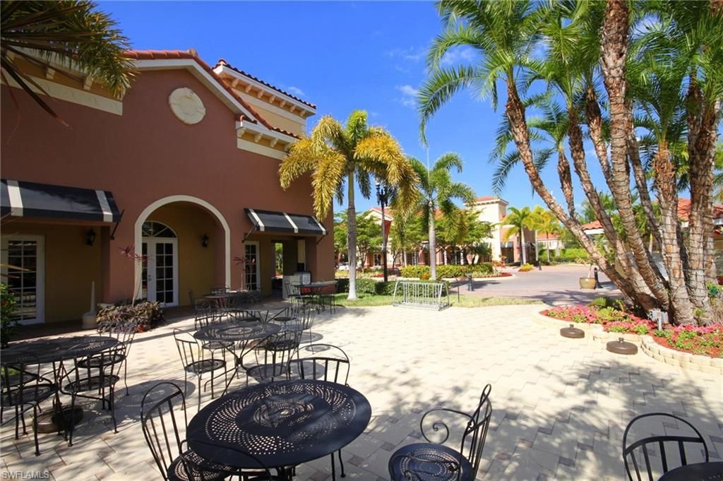 10017 Villagio Gardens Ln, Unit 207, Estero, FL 33928 Photo