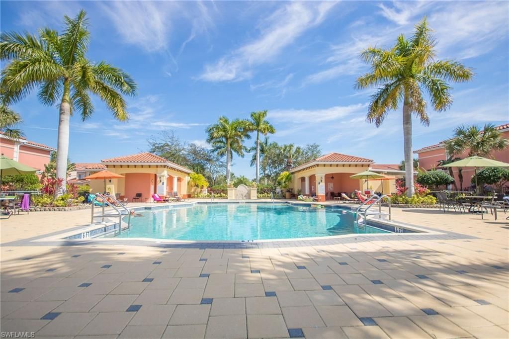 10017 Villagio Gardens Ln, Unit 207, Estero, FL 33928 Photo