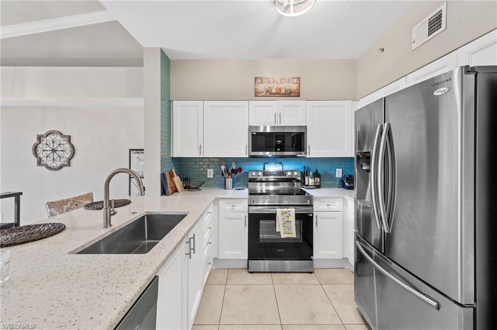 10017 Villagio Gardens Ln, Unit 207, Estero, FL 33928 Photo