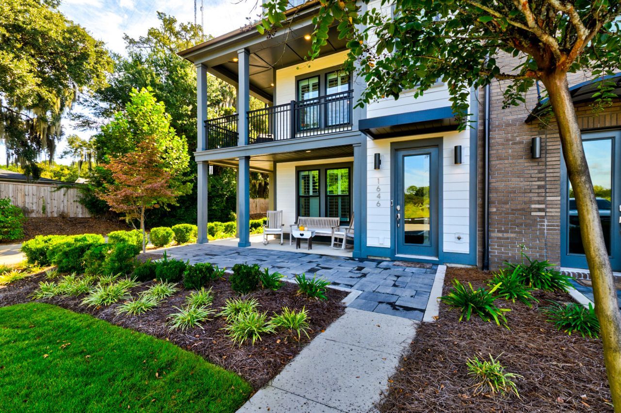 1646 Florentia Street Photo 1