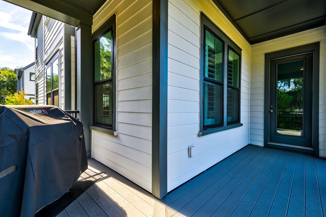 1646 Florentia Street Photo 28