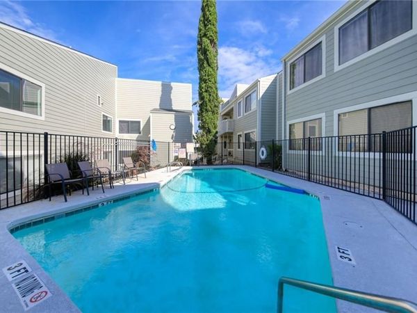 5801 Thunderbird ST, Unit B-20, Lago Vista, TX 78645