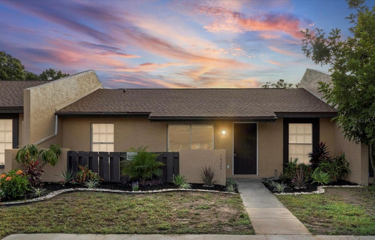 10005 88th Street, Seminole, FL 33777 Photo