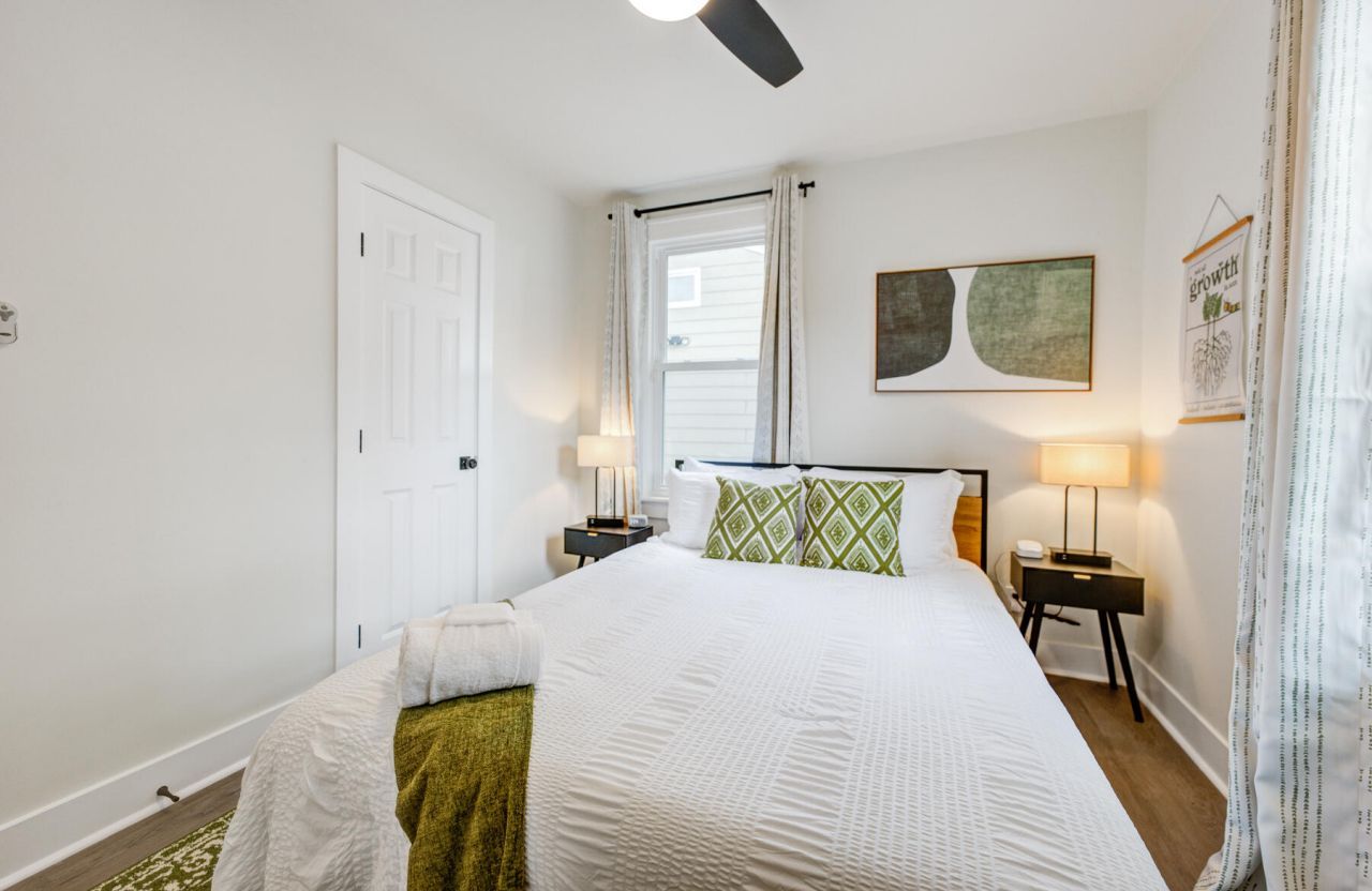 2655 S Allen Drive Photo 10