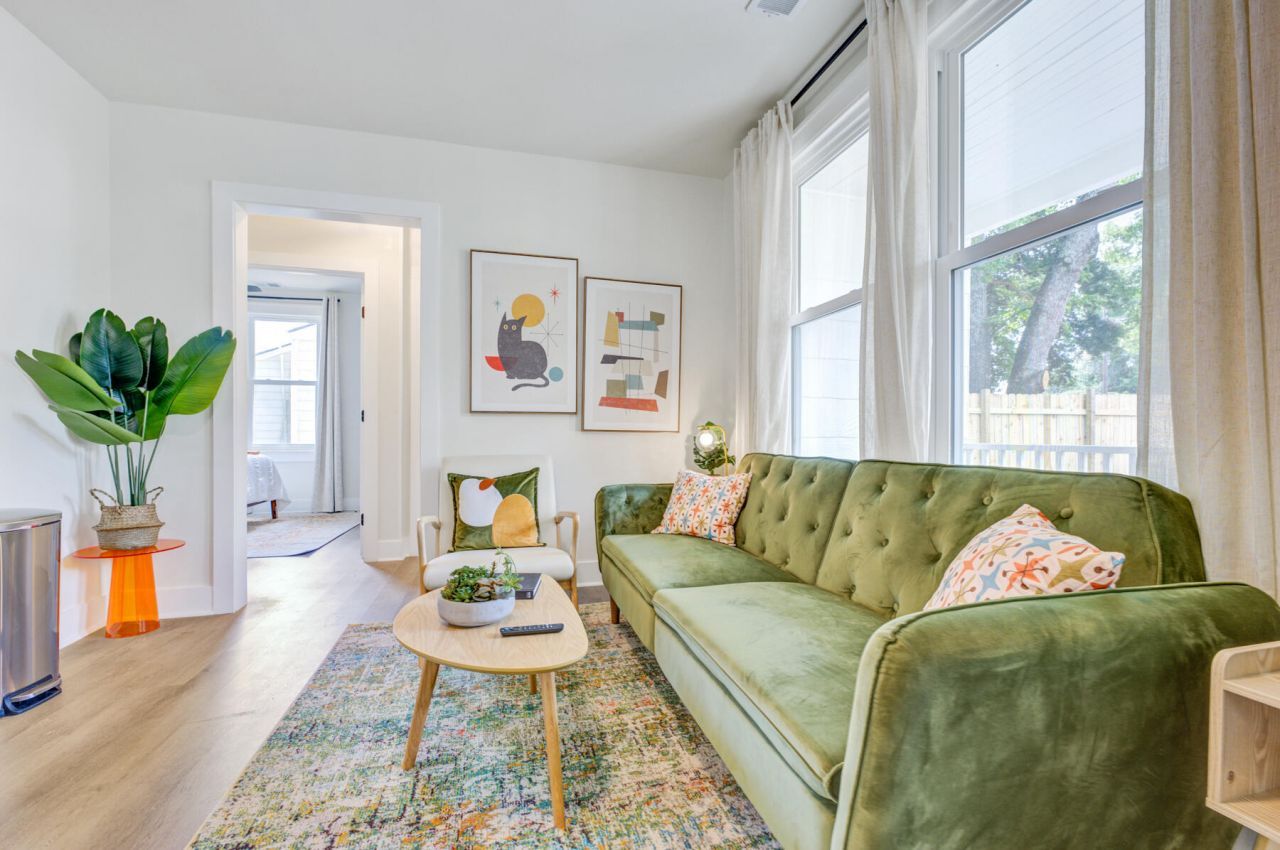 2655 S Allen Drive Photo 5