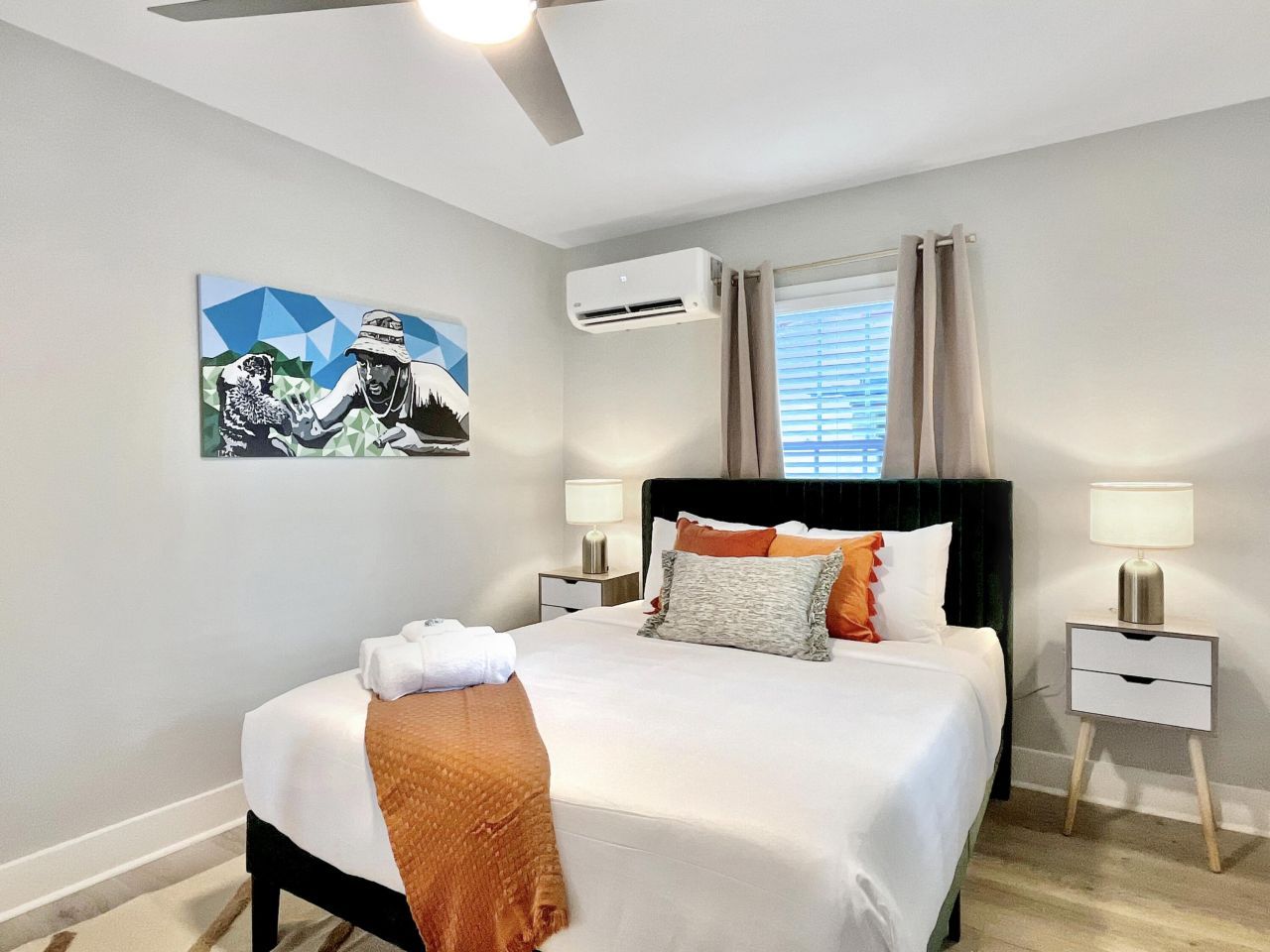 2257 Mott Avenue Photo 17