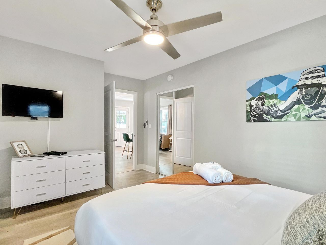 2257 Mott Avenue Photo 18