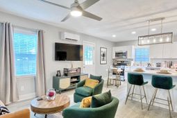 2257 Mott Avenue photo 4