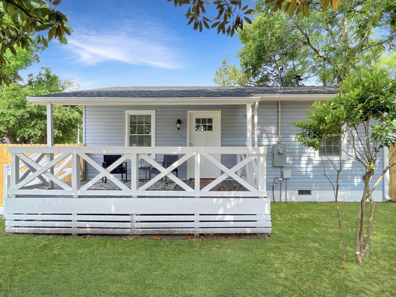 2257 Mott Avenue Photo 30