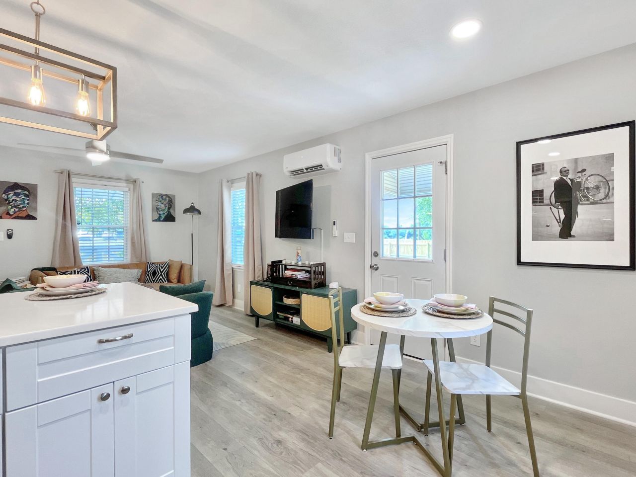 2257 Mott Avenue Photo 8