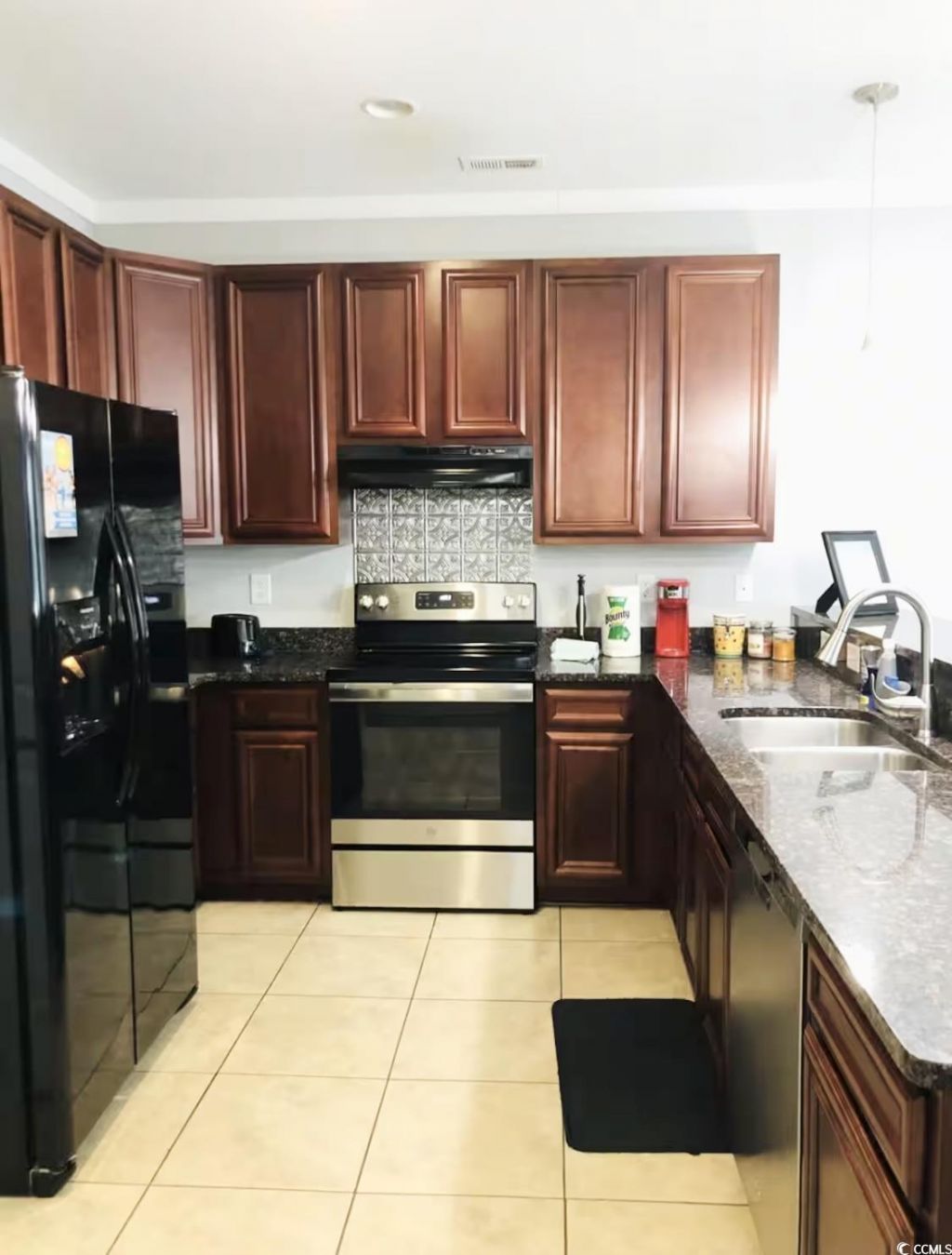 2741 Kashton Dr. Photo 6