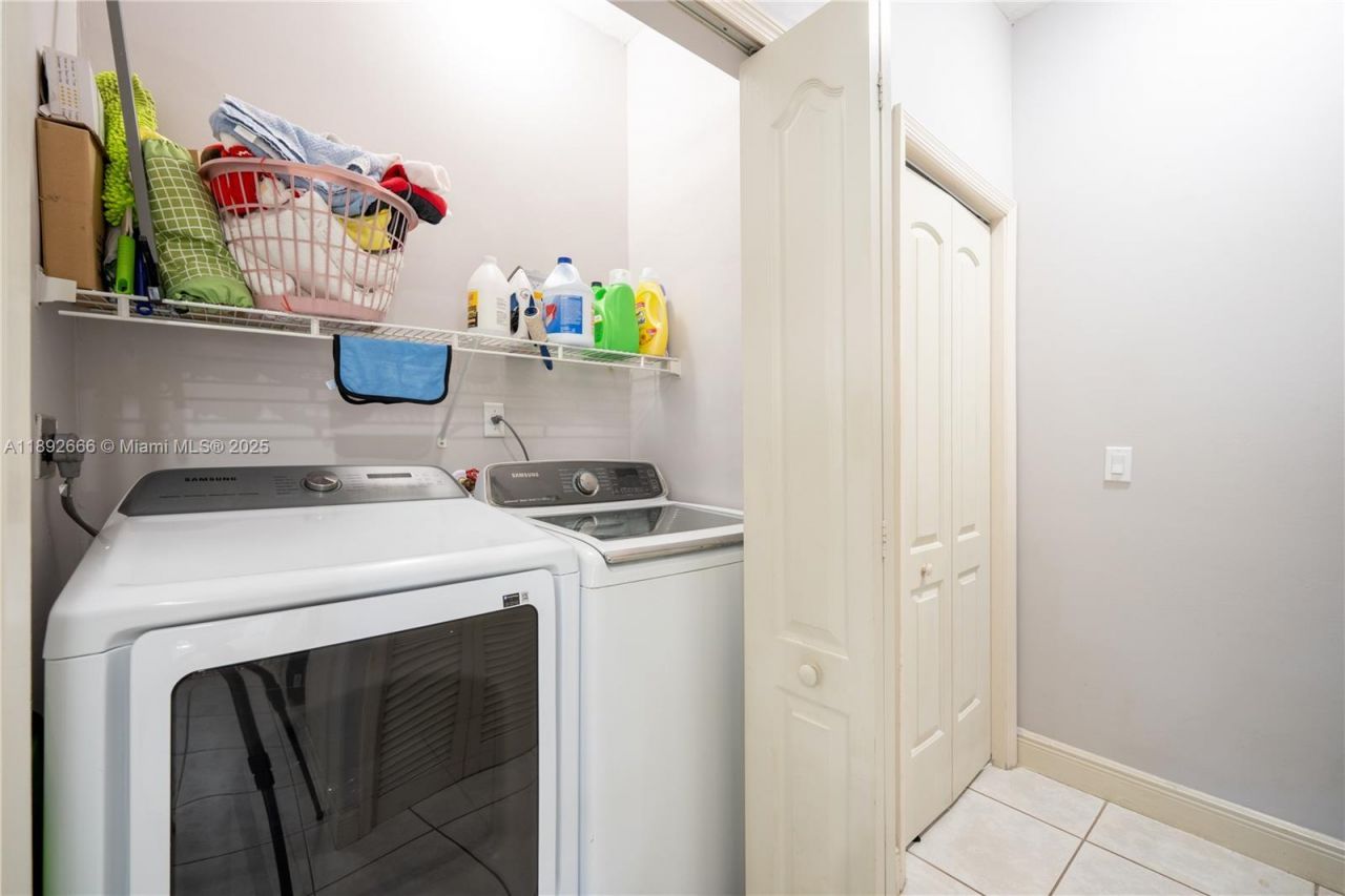 2275 SW 143rd Ct, Miami, FL 33175 Photo