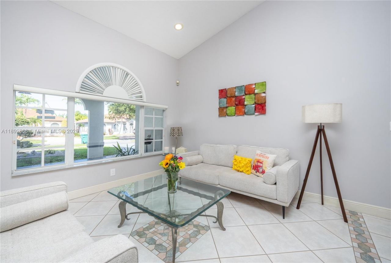 2275 SW 143rd Ct, Miami, FL 33175 Photo