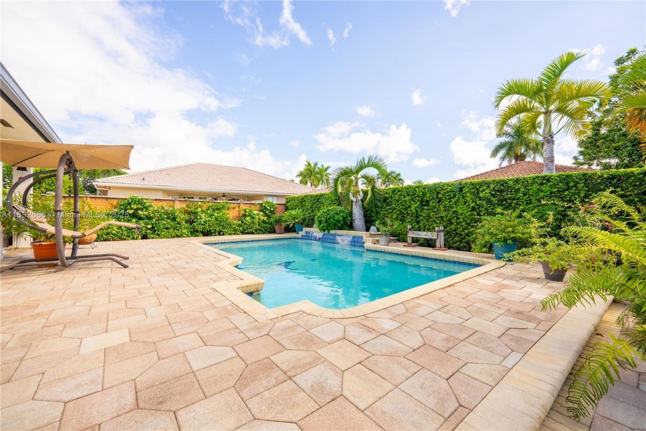 2275 SW 143rd Ct, Miami, FL 33175 Photo