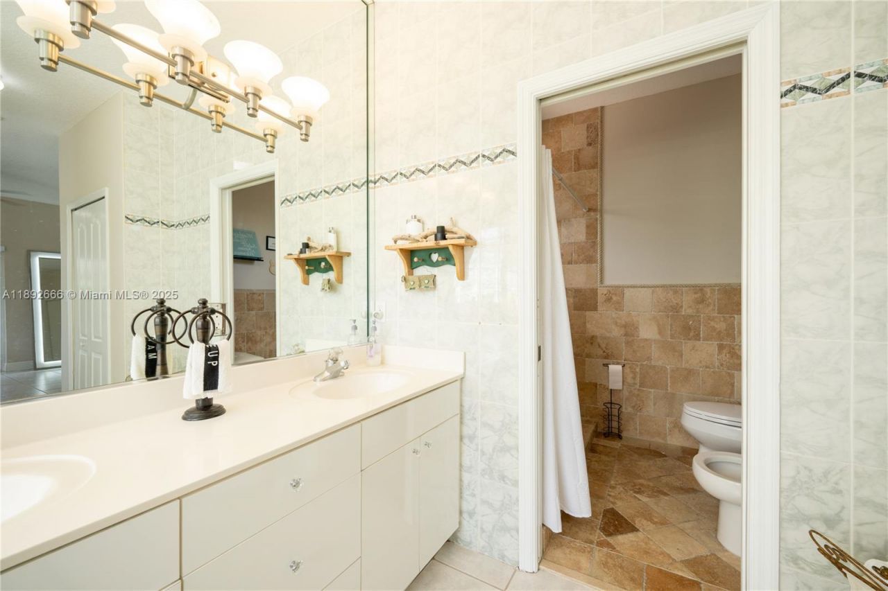 2275 SW 143rd Ct, Miami, FL 33175 Photo