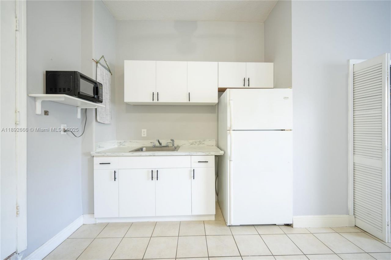 2275 SW 143rd Ct, Miami, FL 33175 Photo