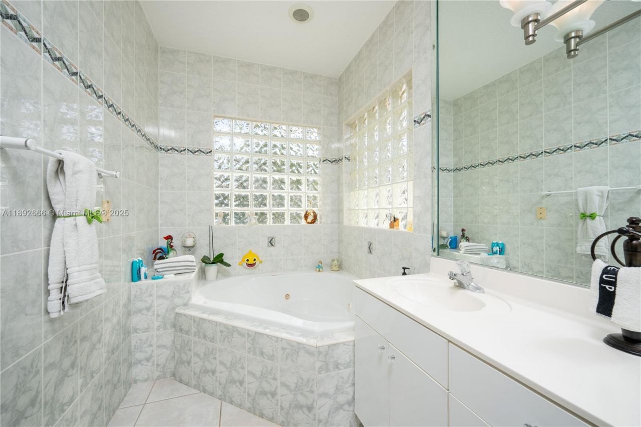 2275 SW 143rd Ct, Miami, FL 33175 Photo