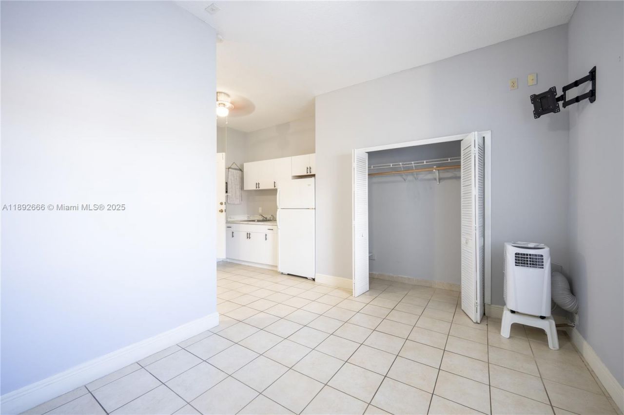 2275 SW 143rd Ct, Miami, FL 33175 Photo