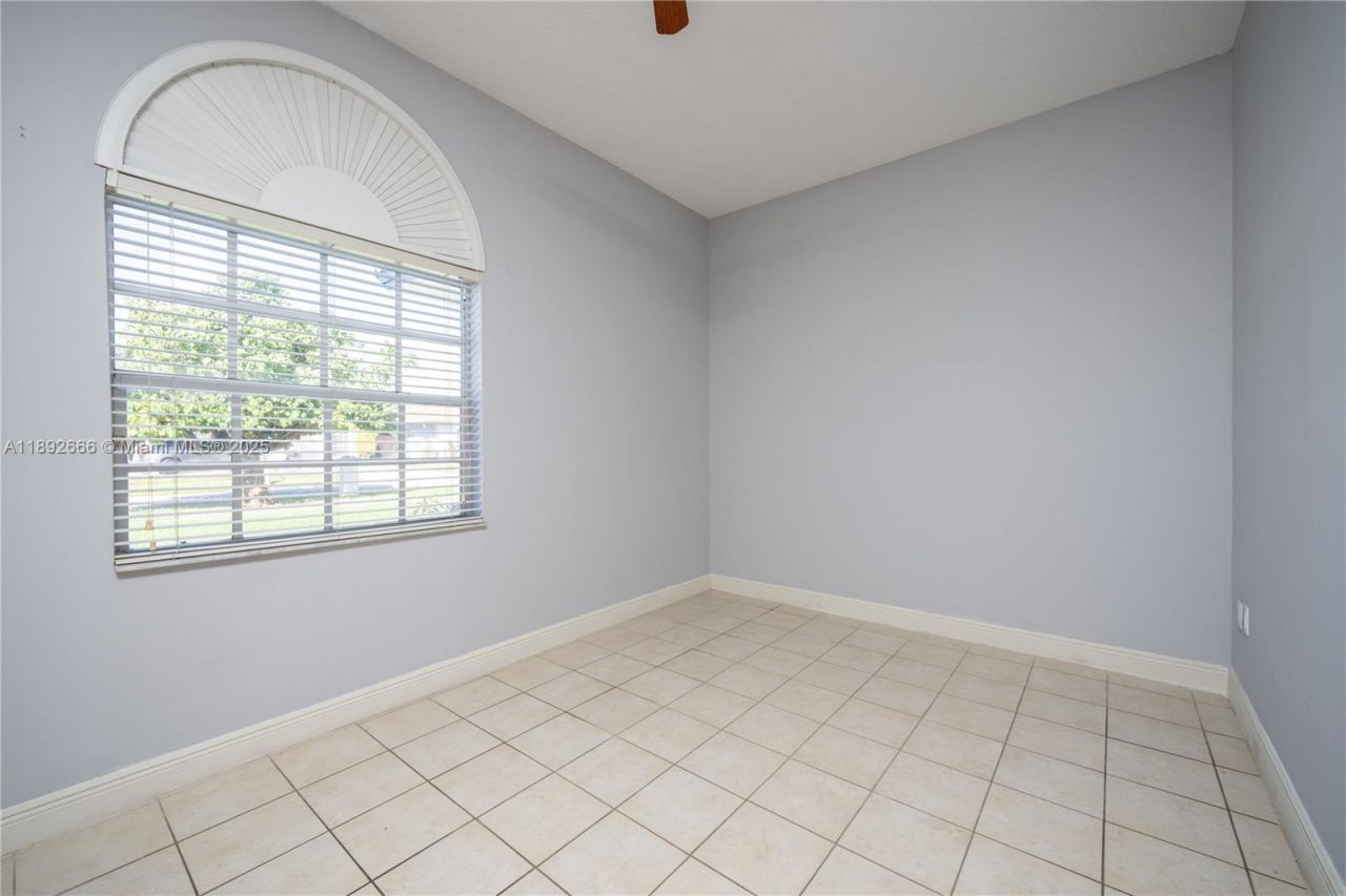 2275 SW 143rd Ct, Miami, FL 33175 Photo