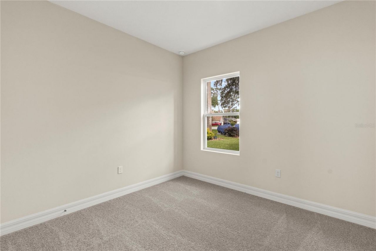 947 Belle Oak Drive, Leesburg, FL 34748 Photo