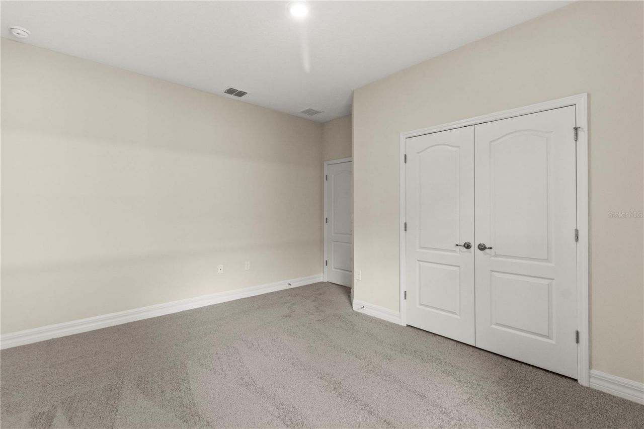 947 Belle Oak Drive, Leesburg, FL 34748 Photo