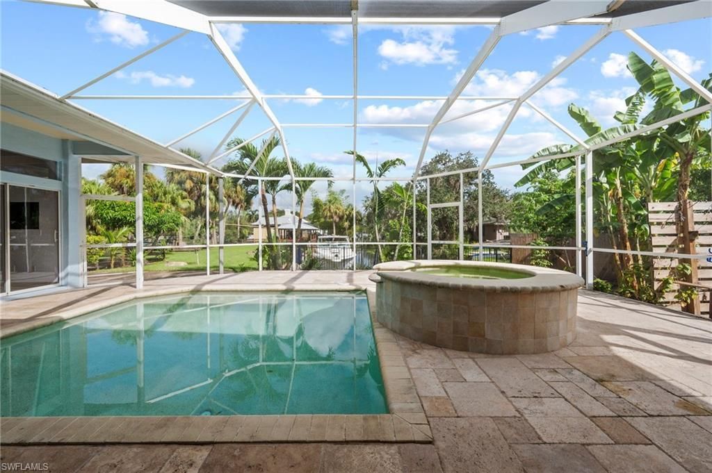 1981 Carbonata Dr, Alva, FL 33920 Photo