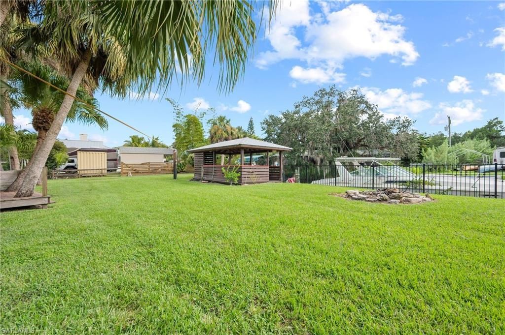 1981 Carbonata Dr, Alva, FL 33920 Photo