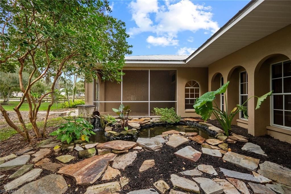 1981 Carbonata Dr, Alva, FL 33920 Photo