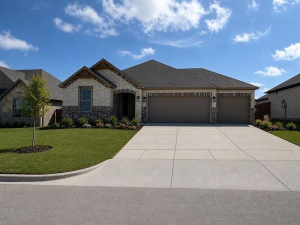 709 Bass Lake Lane, Cleburne, TX 76033