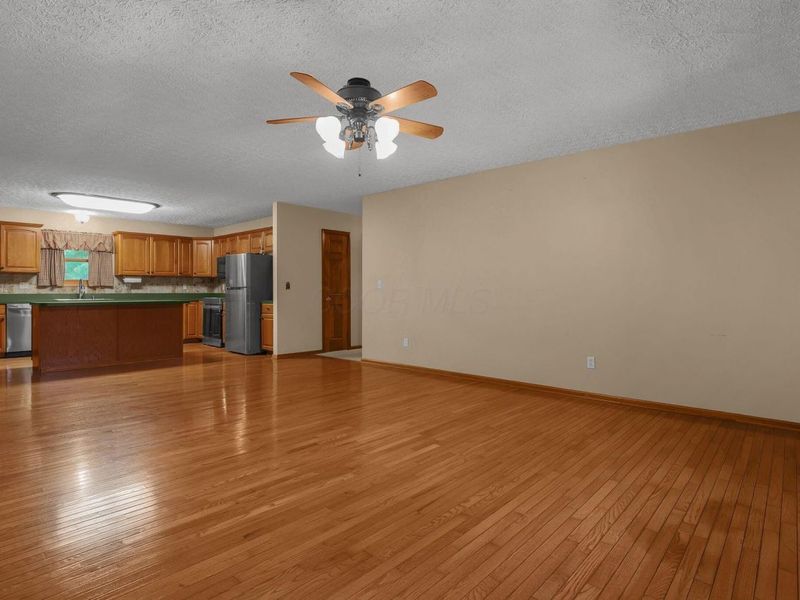 9061 Johnstown Alexandria Road, Johnstown, OH 43031 Photo 7