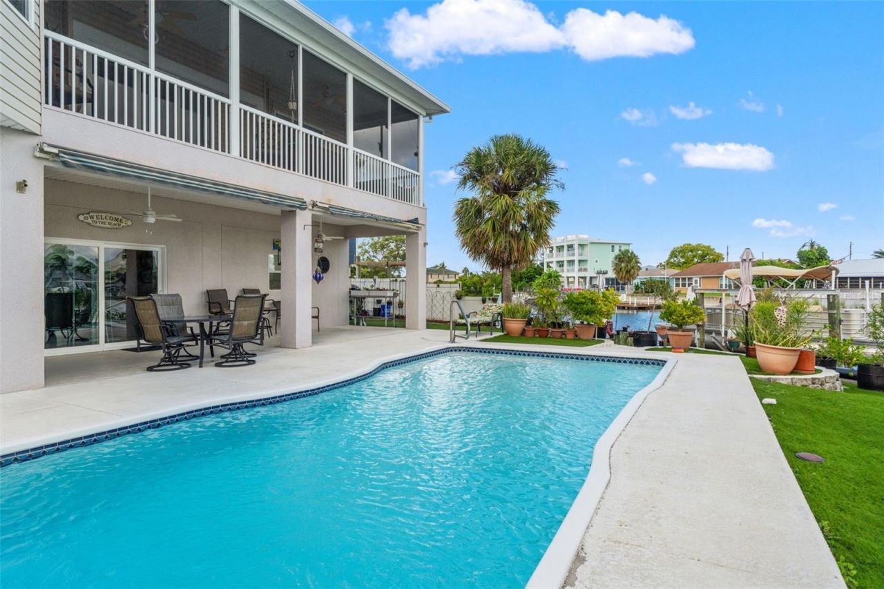 4366 6th Isle Drive, Hernando Beach, FL 34607 Photo