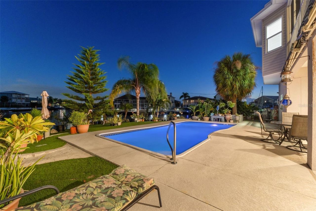4366 6th Isle Drive, Hernando Beach, FL 34607 Photo