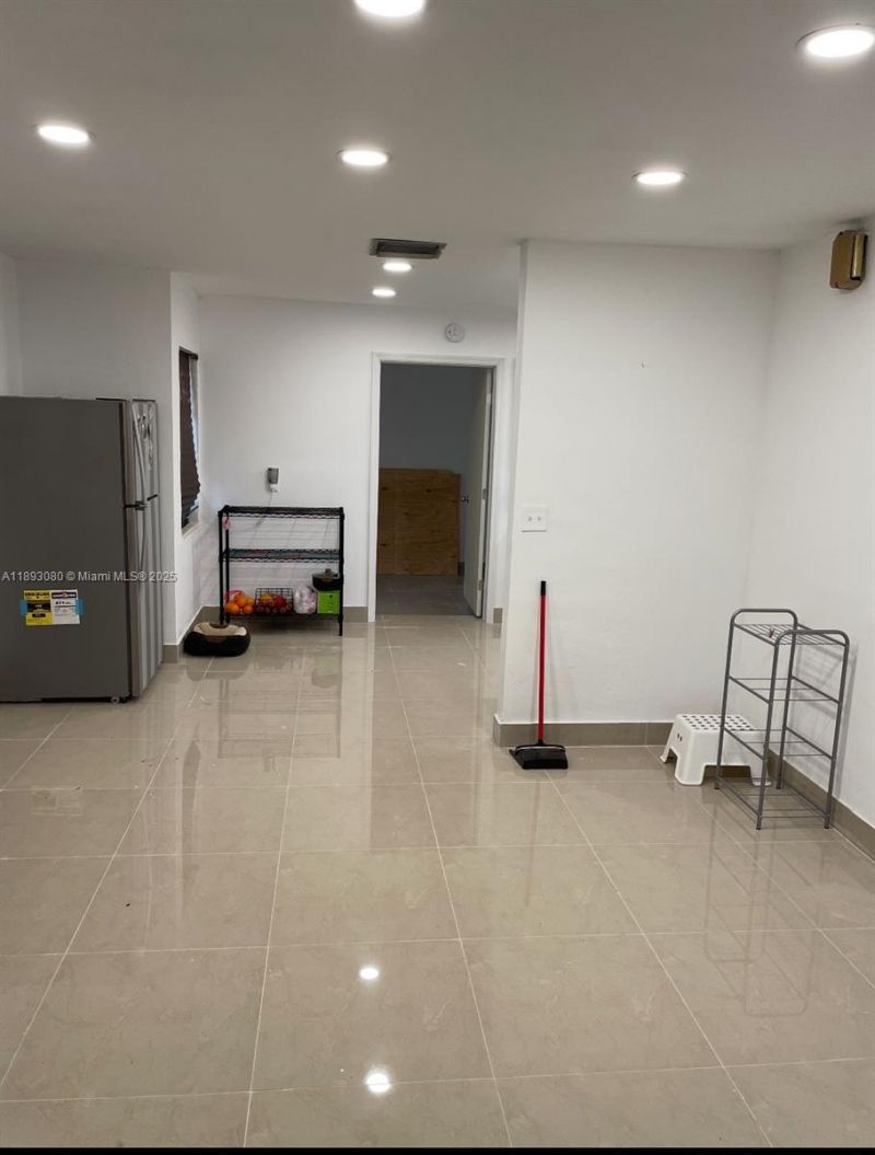 1628 NW 15th St, Miami, FL 33125 Photo