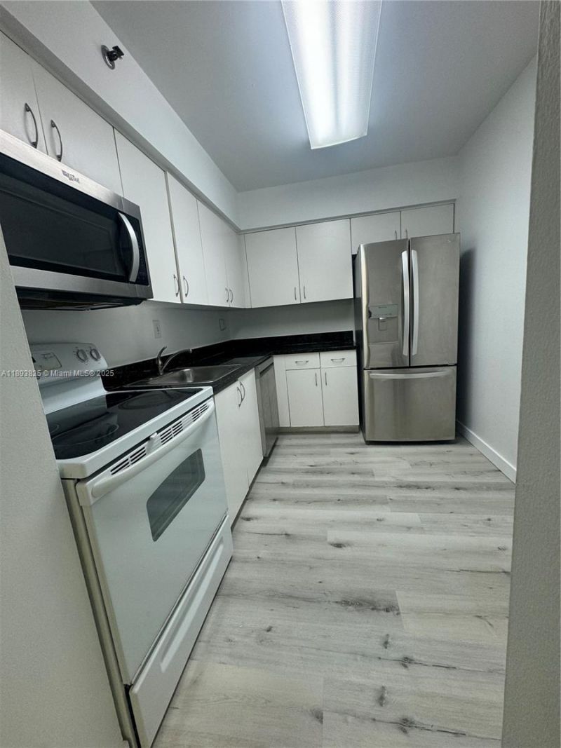 3300 NE 192nd St, Unit 305, Aventura, FL 33180 Photo