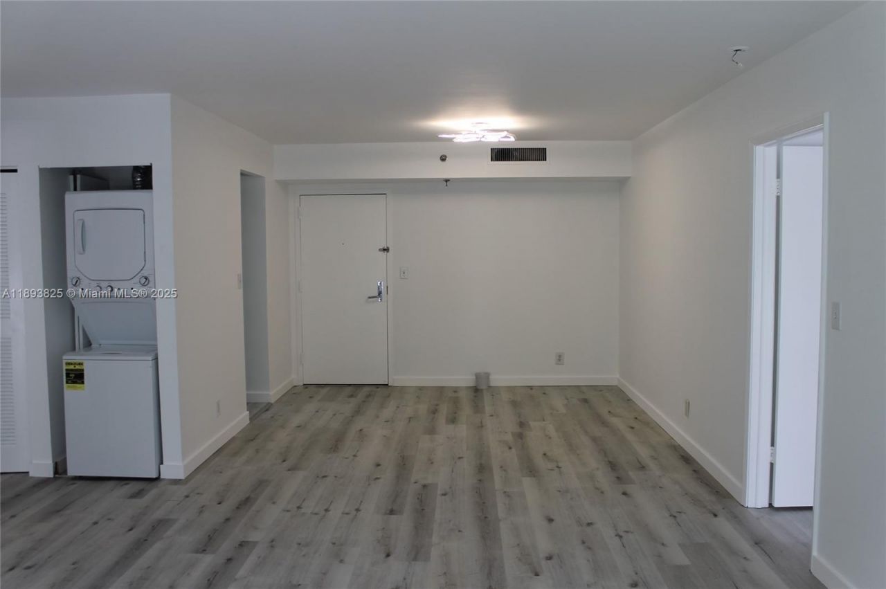 3300 NE 192nd St, Unit 305, Aventura, FL 33180 Photo