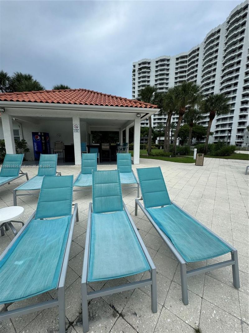 3300 NE 192nd St, Unit 305, Aventura, FL 33180 Photo