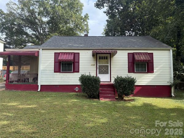 2618 Roslyn Avenue, Charlotte, NC 28208