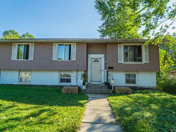 629 W South Street, Crown Point, IN 46307