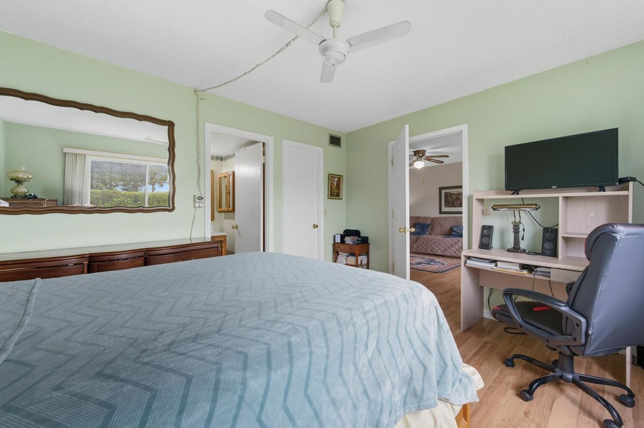 3075 Gardens East Drive, Unit 14, Palm Beach Gardens, FL 33410 Photo